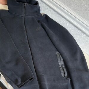 Nike Men's Black zip up